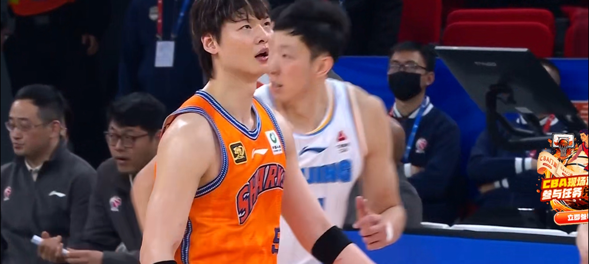 赛前北京首钢调整名单以备NBA常规赛，单刀错失环节打磨，悬念犹存，更衣室氛围转暖的简单介绍