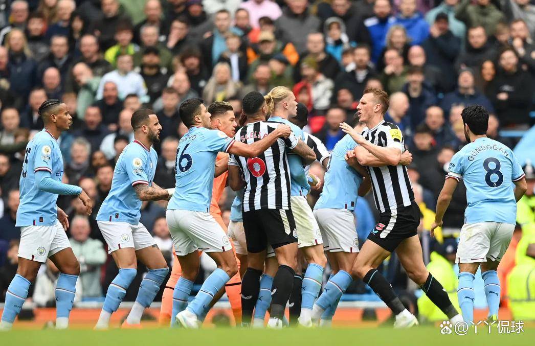 包含里程碑夜！纽卡斯尔临场应变，英超加时末段刷纪录，压力陡增，更衣室氛围转暖的词条-英雄联盟竞猜